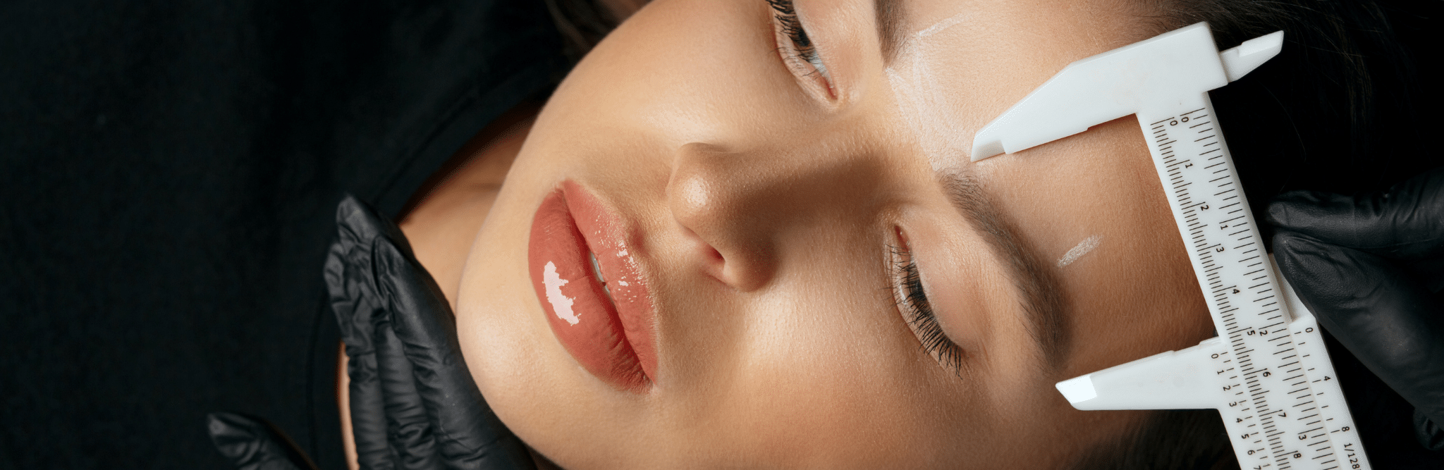 The Evolution of Brow Tinting: Why Hybrid Brows Win