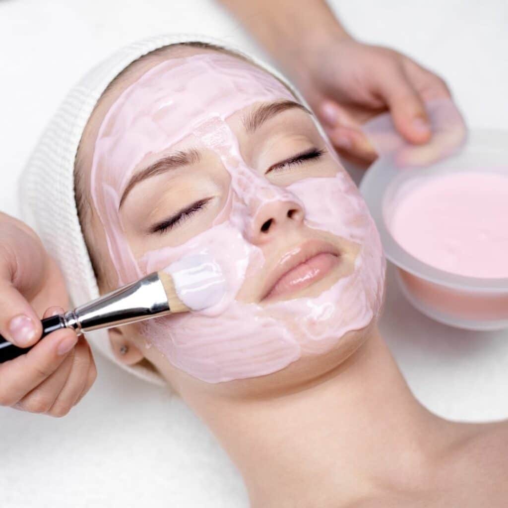 Custom Facials at Bella Reina Spa